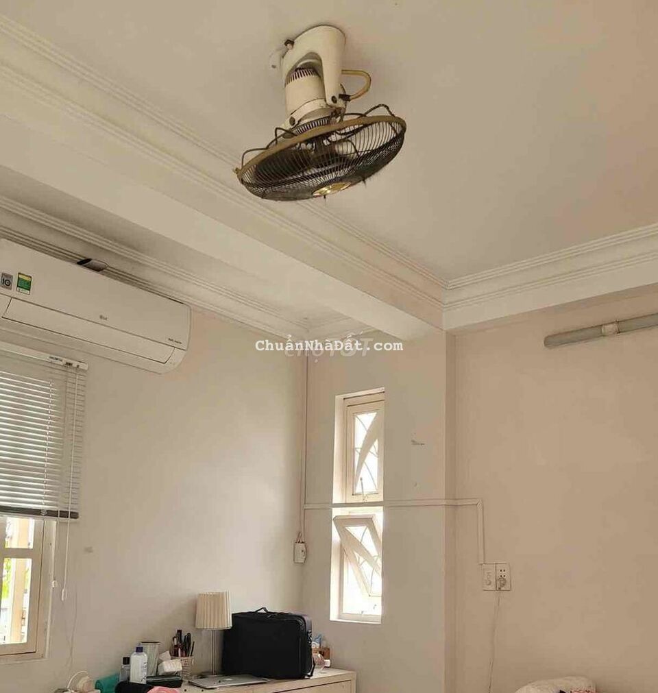 TÔI BÁN NHÀ MẶT TIỀN 6M PHẠM VĂN HAI- LÊ VĂN SỸ.