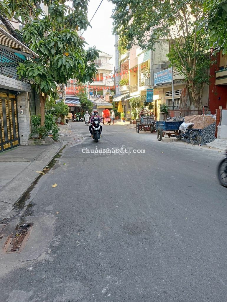 Nhà 4 TẦNG 5 x 10.5 - Hẻm nhựa 6m - Khu vip Nguyễn Bặc - Nhỉnh 8 TỶ