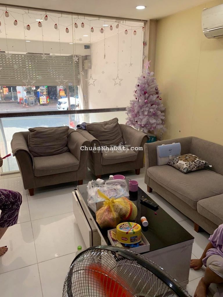 NHÀ MẶT TIỀN ĐƯỜNG ĐỒNG ĐEN.QUẬN TÂN BÌNH.60M2.5TẦNG.18TỶ
