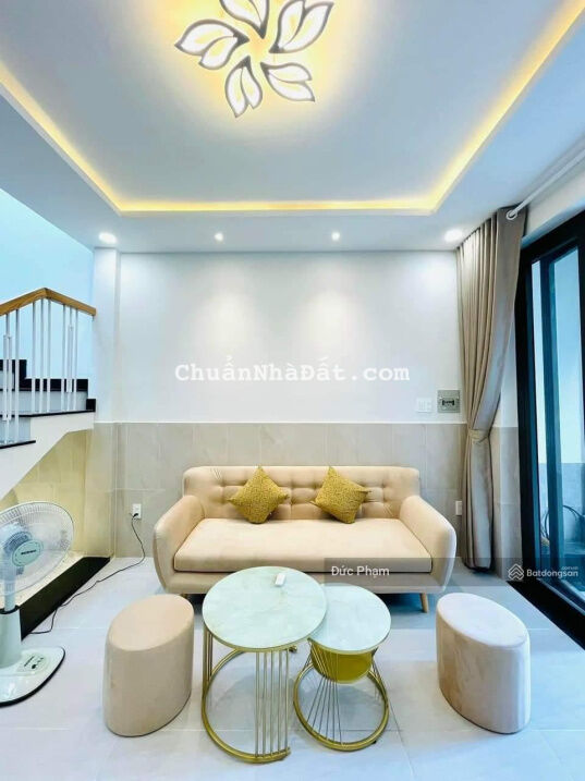 Bán nhà 2 tầng HXH đường Đồng Đen, DT: 5 x 12m, giá: 6.5 tỷ TL