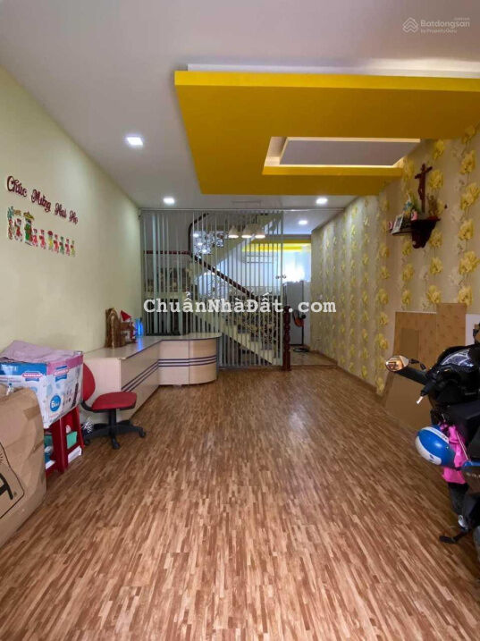 Bán nhà 4 tầng, hẻm 6m, 4mx16,5m, Hồng Hà, Phường 2, Tân Bình, giá chỉ 12. X tỷ Bán nhà 4 tầng, hẻm 6m, 4mx16,5m, Hồng Hà, Phường 2, Tân Bình, giá chỉ 12. X tỷ