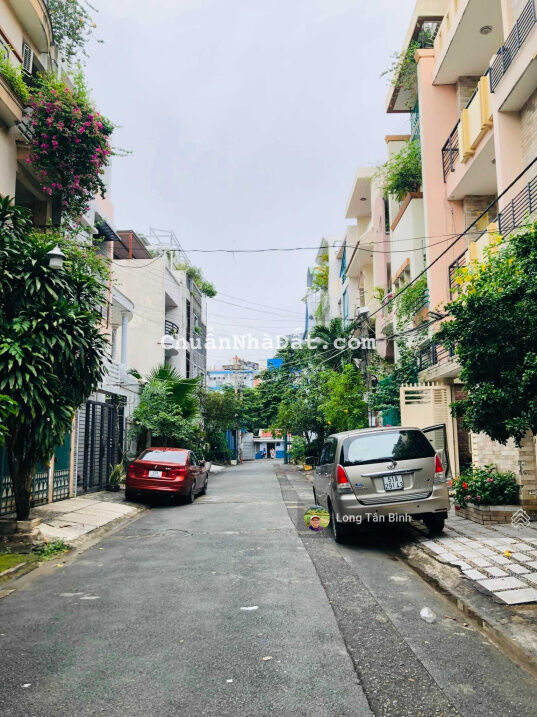 Ha giá 1 tỷ nhà Hẻm 89 Nguyễn Hồng Đào Khu Bàu Cát, P. 14 (4.2x18m) - 3 Lầu - 11.2 tỷ Ha giá 1 tỷ nhà Hẻm 89 Nguyễn Hồng Đào Khu Bàu Cát, P. 14 (4.2x18m) - 3 Lầu - 11.2 tỷ