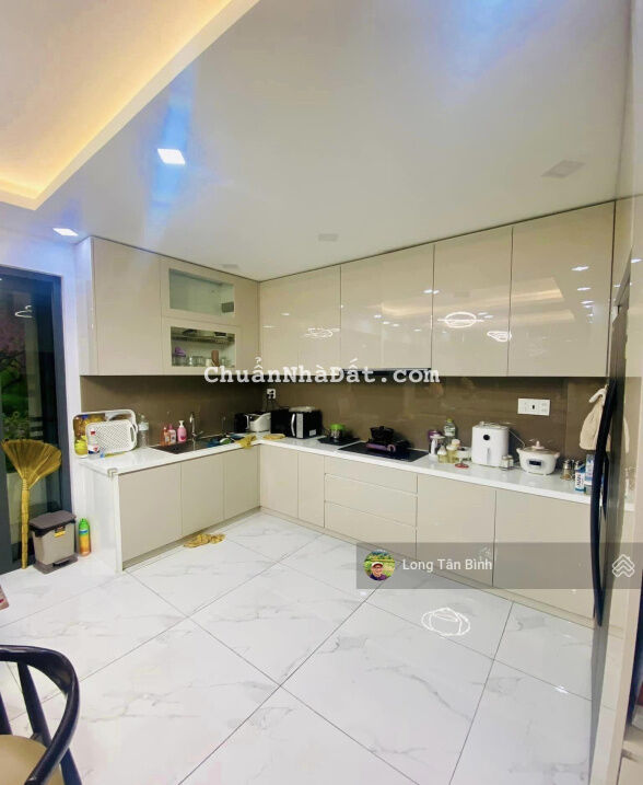 Nhà MT Quận Tân Bình, P. 12 giá rẻ T8 (4x21m) 7.9 tỷ