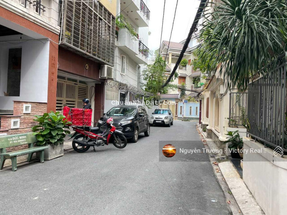 Bán nhà đường Nguyễn Hồng Đào, 4x21m nhà trệt 2 lầu còn mới chỉ 9 tỷ Bán nhà đường Nguyễn Hồng Đào, 4x21m nhà trệt 2 lầu còn mới chỉ 9 tỷ