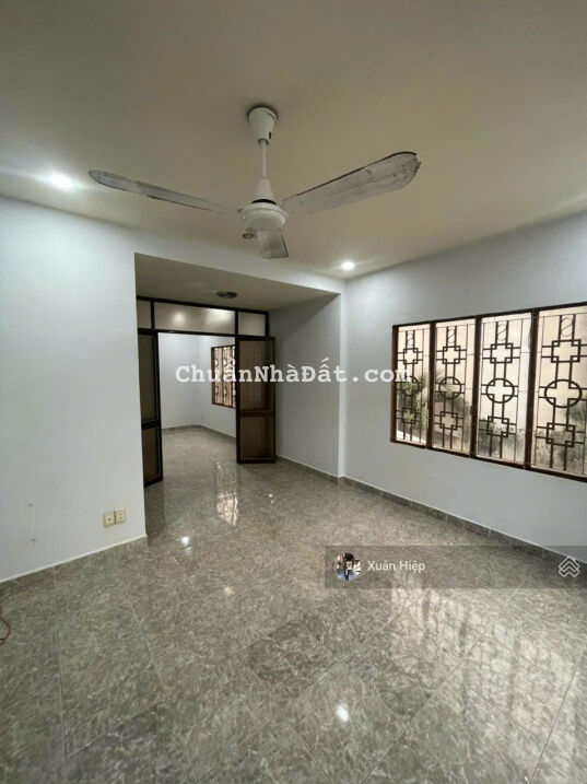 Hot! Hẻm xe hơi ngay Sân Bay, P.4, Tân Bình (5x16m) 3 tầng, 13.5 tỷ