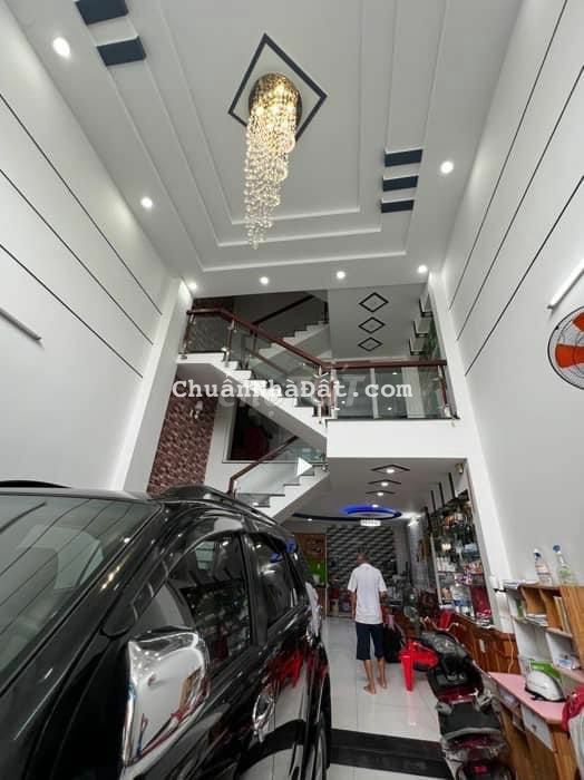 Cấn Bán Nhà Khu Víp Cống Lở 5 x 17 81m2 5 Tầng BTCT Đẹp Full Nội Thất Cấn Bán Nhà Khu Víp Cống Lở 5 x 17 81m2 5 Tầng BTCT Đẹp Full Nội Thất