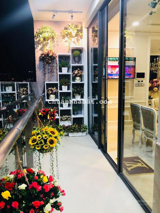 (Hot! Giảm 2 tỷ)Chính chủ ngộp bank cần bán gấp nhà 5x19m, xây 4 tầng, Phổ Quang, giá chỉ 16.2tỷ