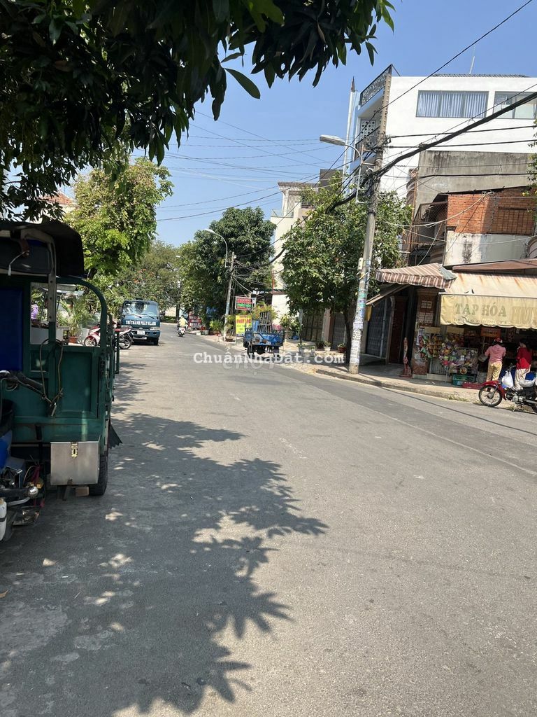 Bán nhà mặt tiền đường T1, P. Tây Thạnh, DT 4mx25m, đúc lửng, 3PN, 2WC