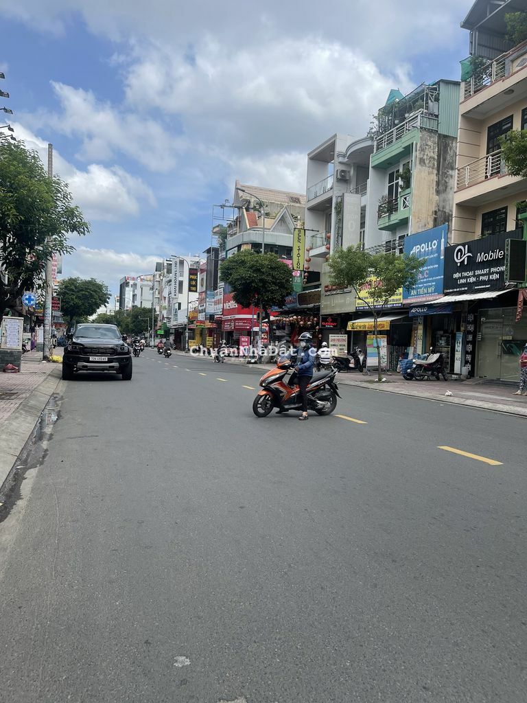 Bán nhà Góc 2 mặt tiền Gò Dầu,DT 6mx19m, CN 104m2, đúc 3 tấm, nhà đẹp