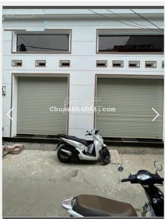 Trần văn cẩn, dt 8 x 14m (đã tách ra làm 2 shr 4 x 14m), hẻm xe hơi