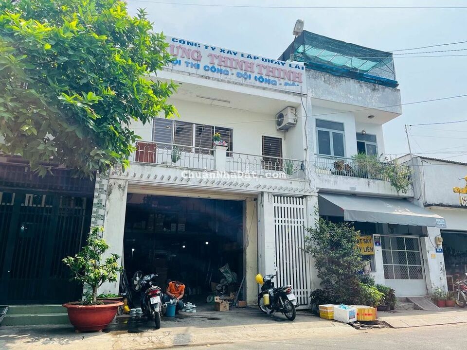 Mặt Tiền 13m LÊ LĂNG - NGUYỄN SƠN ( 6.5x18.5m, Lầu ) Chỉ tầm 100tr/m2 Mặt Tiền 13m LÊ LĂNG - NGUYỄN SƠN ( 6.5x18.5m, Lầu ) Chỉ tầm 100tr/m2