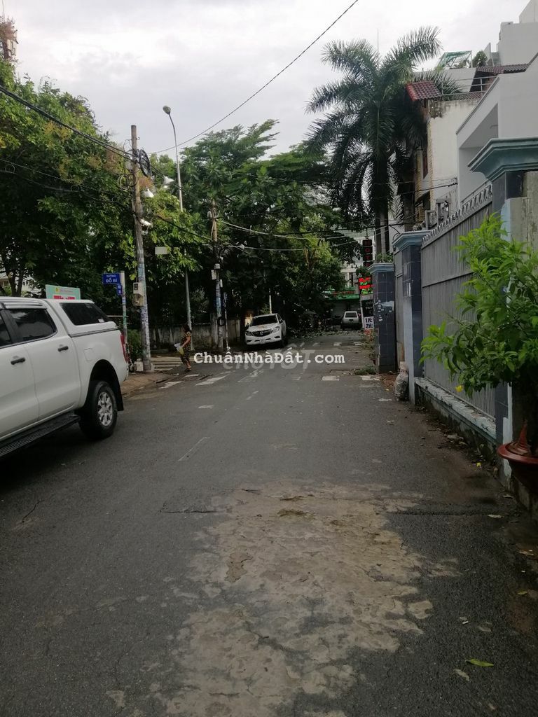 Bán nhà góc 2 mặt tiền Hẻm 326/ Thạch Lam 9.8x18