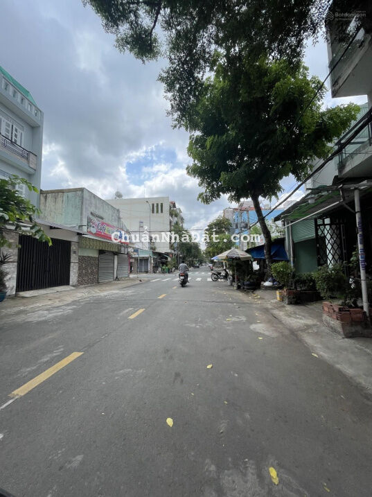 Bán nhà Thạch Lam đường 12m - gần Nguyễn Sơn - 170m2 - ngang 10m - giá rẻ