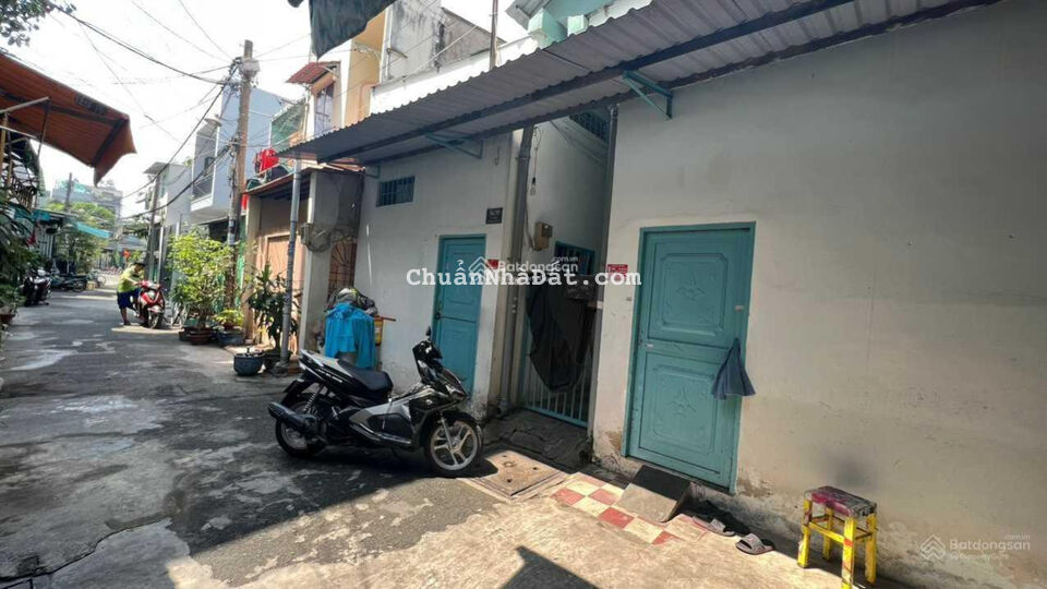 Bán 2 căn nhà nát hẽm 5m Tô Hiệu ( 4x12m).Giá 3,8 tỷ/căn,quận tân phú Bán 2 căn nhà nát hẽm 5m Tô Hiệu ( 4x12m).Giá 3,8 tỷ/căn,quận tân phú