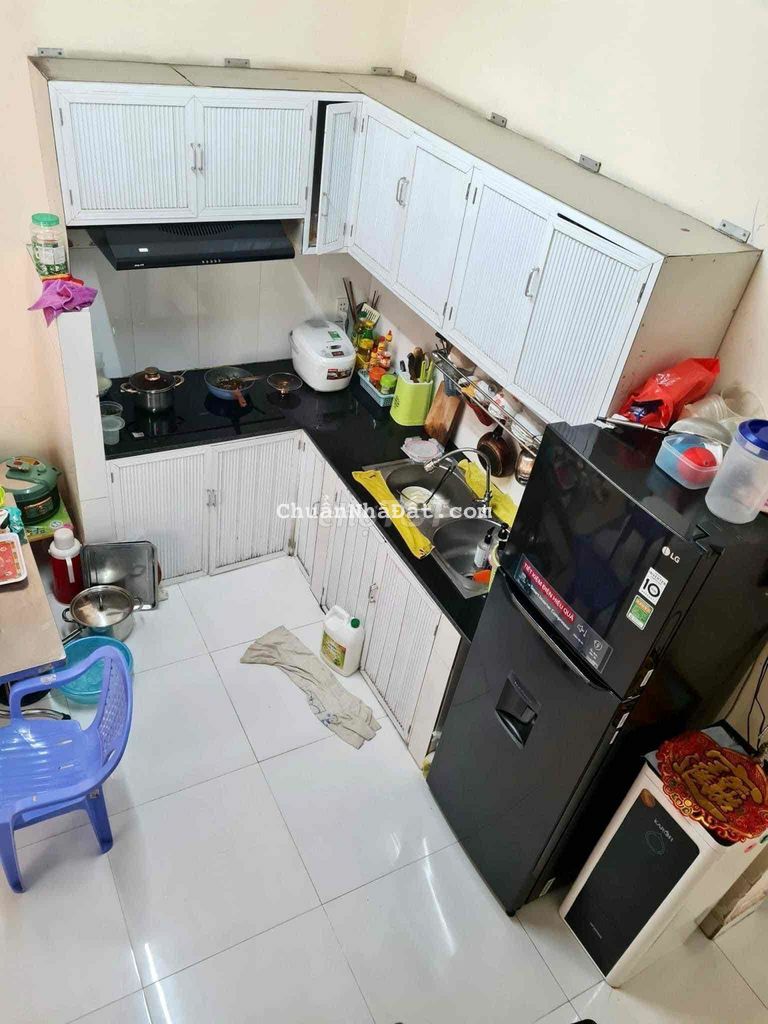 NHÀ 54M2- SÁT MẶT TIỀN - CÓ 3PN- 4,9x12-BỚT LỘC