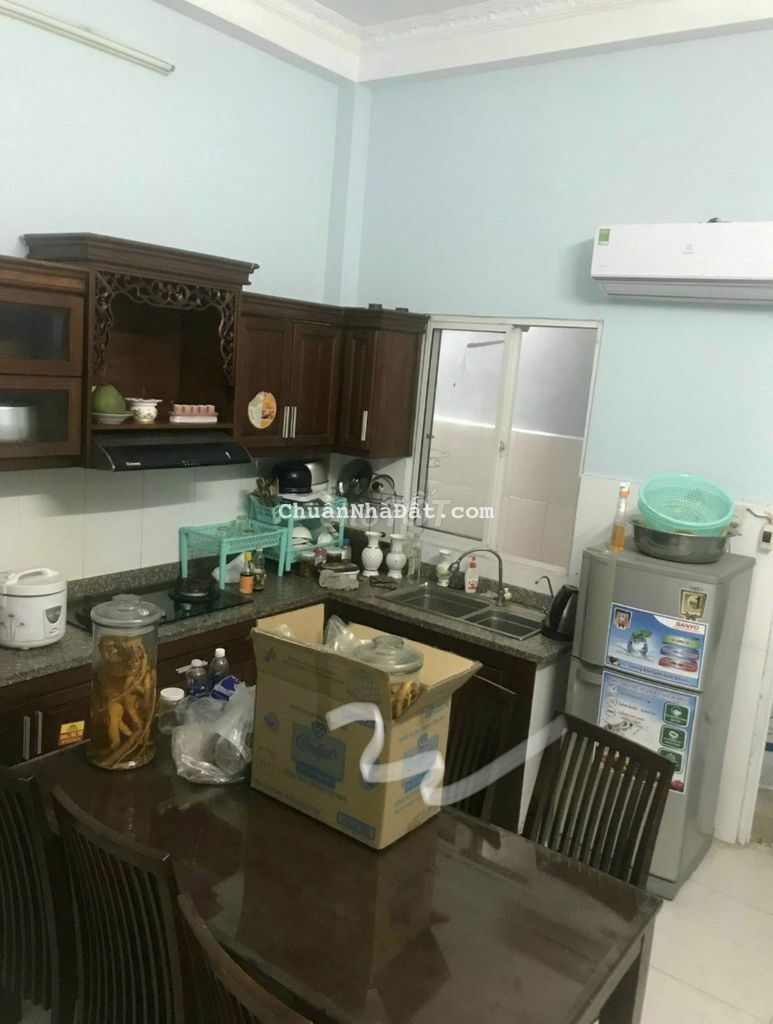 Bán nhà đường T4 P Tây Thạnh Tân Phú. Nhà 1 trệt 2 lầu sân thượng