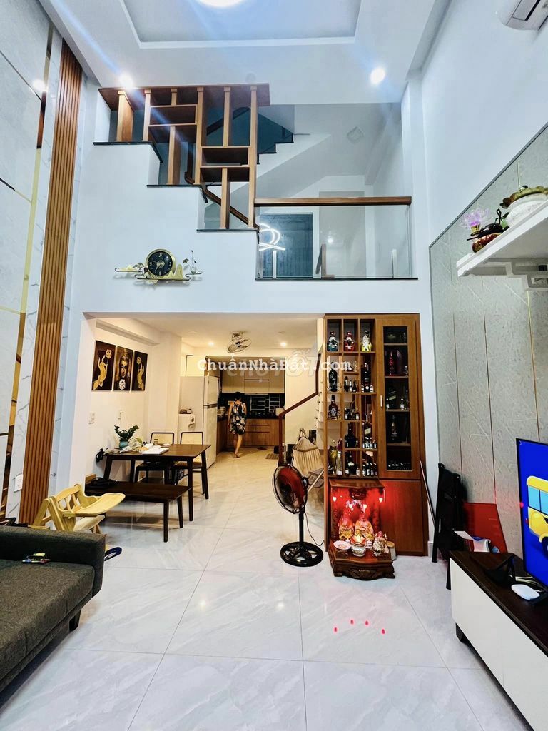 BÁN NHÀ 4.3X14.5, HẺM 5M, NGUYỄN HỮU TIẾN, TÂN PHÚ, CHỈ 4.4 TỶ.