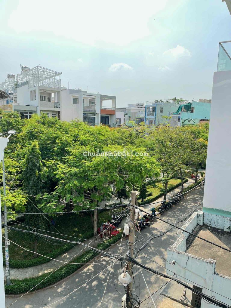 Nhà 3 tấm đối diện Công Viên nội khu Kênh Tân Hoá