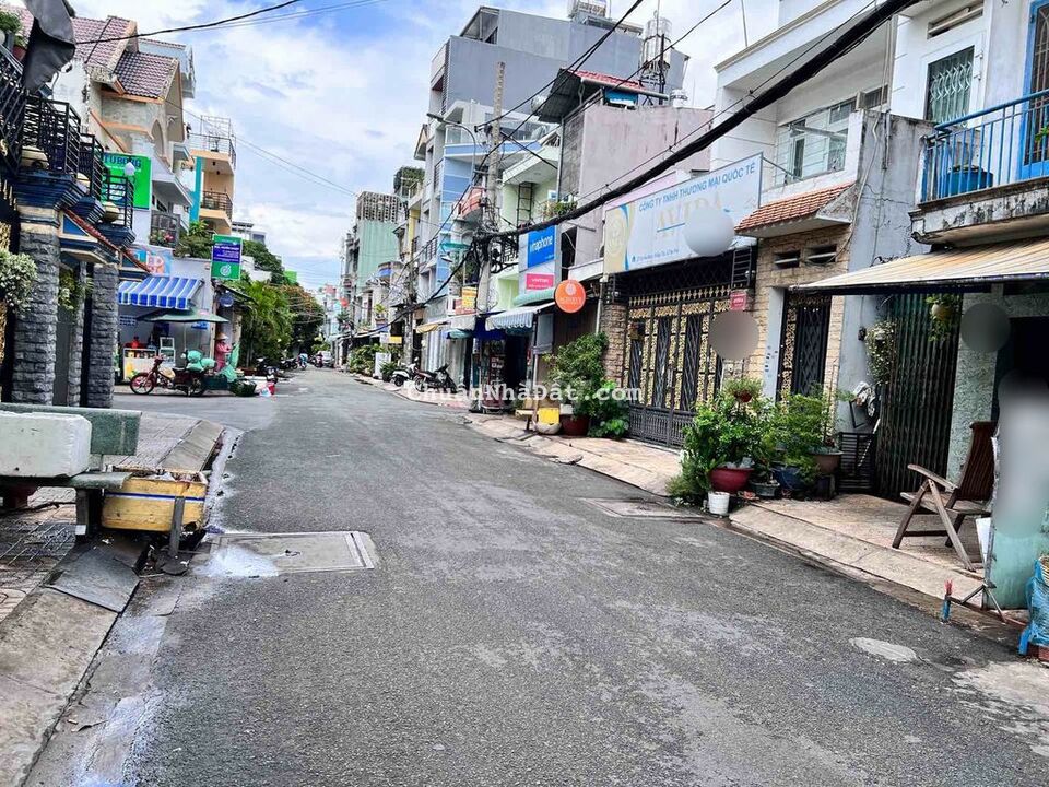 🔴Nhà 3.5 tấm - DT 4x17m, hẻm nhựa Kinh Doanh 8m đườg Hòa Bình,Hiệp Tân