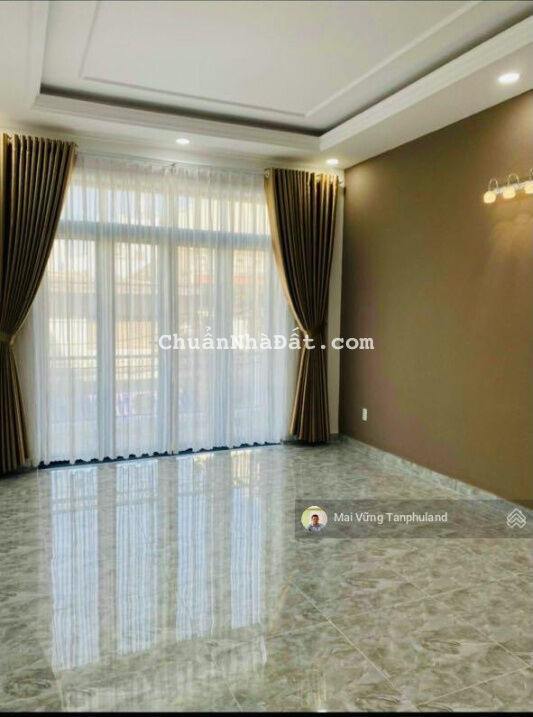 Nhà mới đúc 4 tấm + tặng full nội thất cao cấp (hẻm 10m Thoại Ngọc Hầu (4mx18m vuông) (DTSD 250 m2)