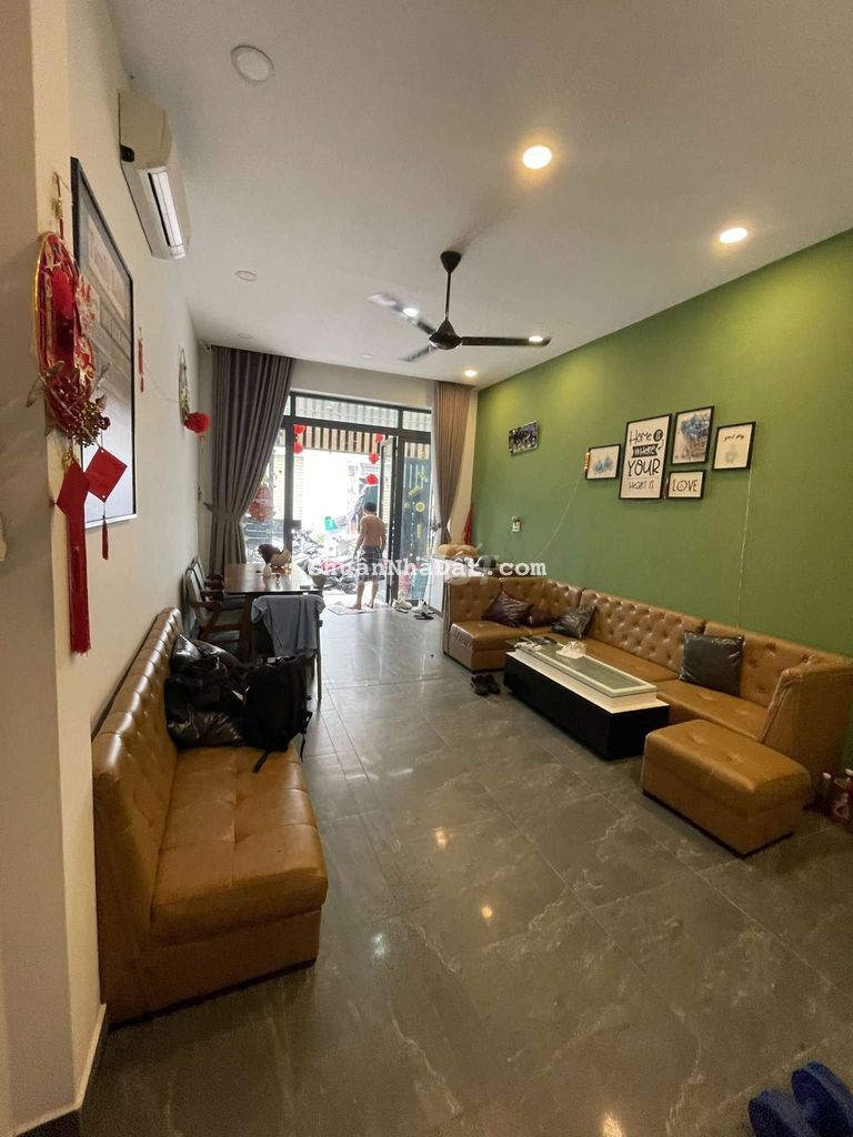 Bán nhà HXH đường Hoà Bình 4x19 2 lầu