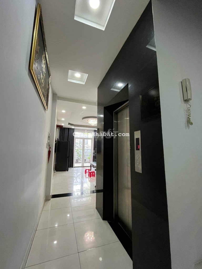 🔴Nhà Mới Đẹp 5 tấm DT: 4x20m MT Kinh Doanh Tân Hương, có thang máy