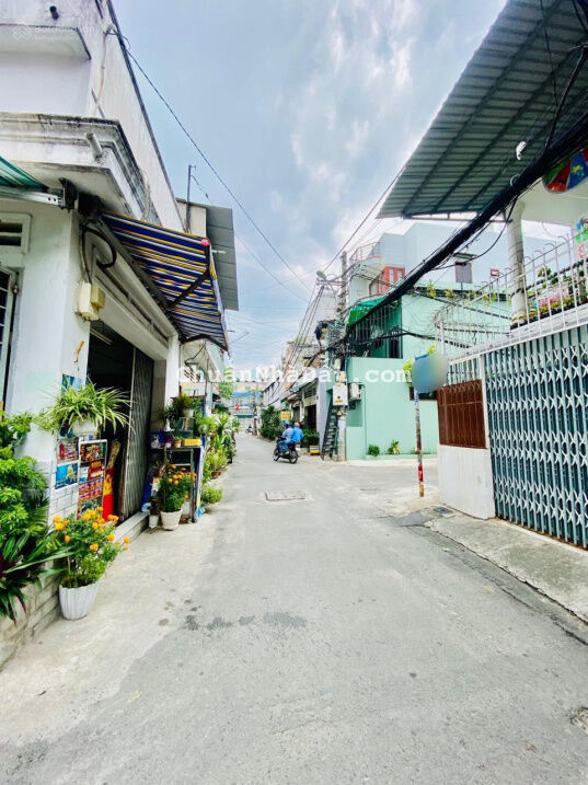 Nhà hẻm xe hơi gần Aeon Tân Phú - 80m2 - 4 Tầng BTCT - 8 PN - chỉ nhỉnh 6 tỷ Nhà hẻm xe hơi gần Aeon Tân Phú - 80m2 - 4 Tầng BTCT - 8 PN - chỉ nhỉnh 6 tỷ