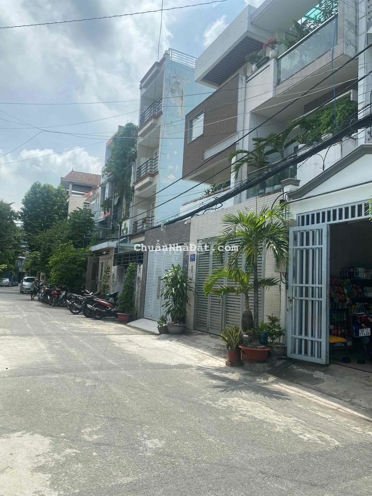 Giá Tốt; Khu Nội Bộ Tân Phú; 4*20 - 2 Lầu (Công Viên Trước Nhà)