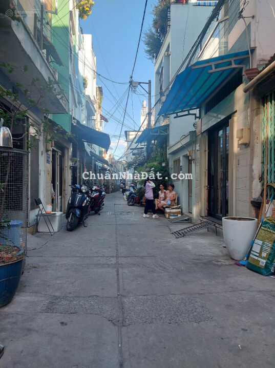 Phường Tân Sơn Nhì (5x18m) chỉ 6.8 tỷ - nhà 3.5 tấm