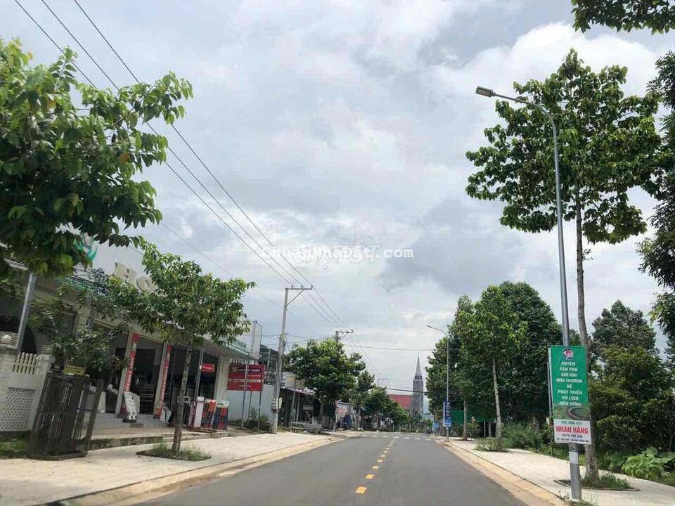 Nhà mặt tiền KD đường Nguyễn Hữu Cảnh TT Tân Phú chỉ 2.8 tỷ