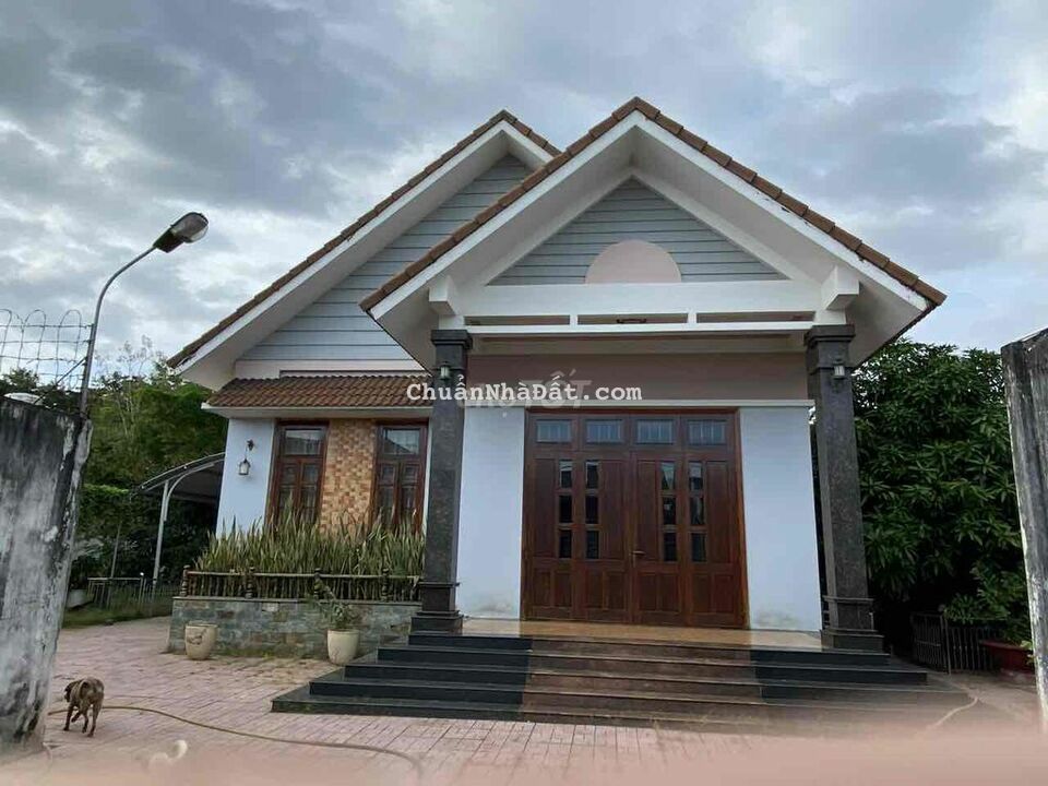 Bán 1253m2 đất Thị Trấn Tân Phú, có biệt thự gỗ mặ