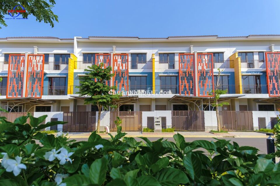 Cần Bán 1 Căn Nhà Phố 3 Tầng Sun Casa Central - Chỉ 2,8 Tỷ