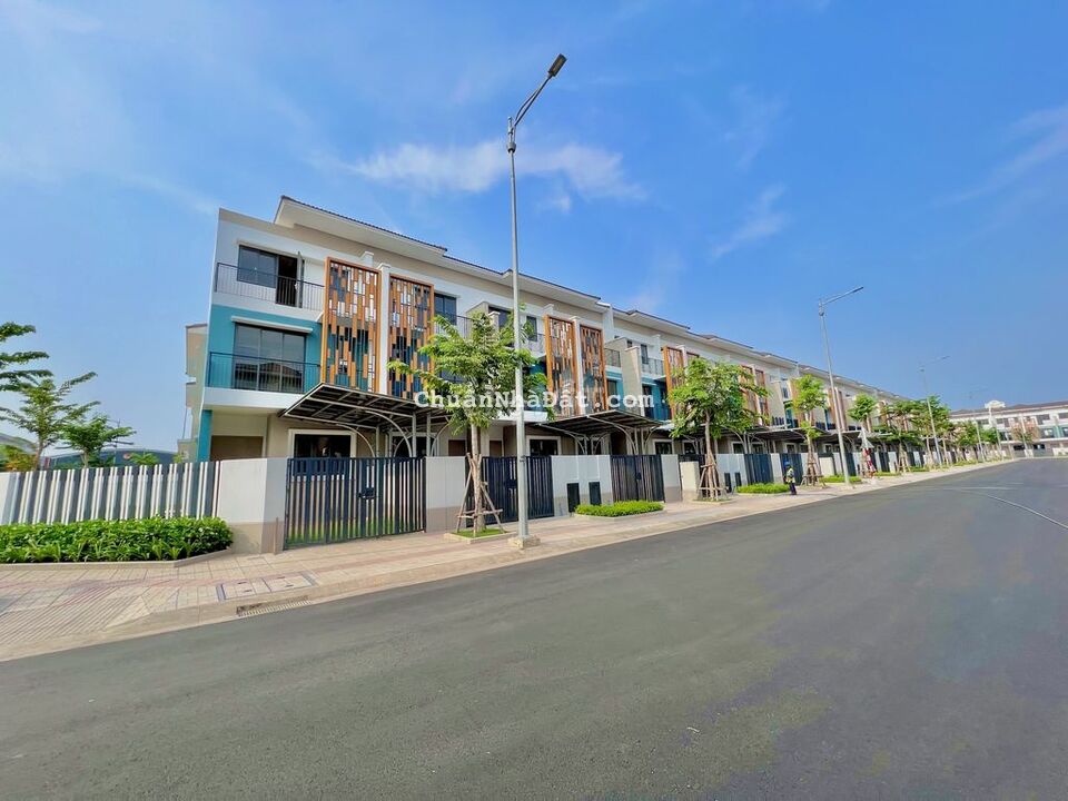 Bán Căn 3 Tầng Sun Casa Central - View công viên chỉ 2,9 Tỷ