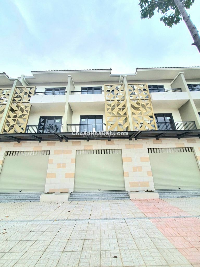 Cần Bán Căn 3 Tầng Sun Casa Central Mặt Đường DB 4 - F0 Từ CĐT VSIP