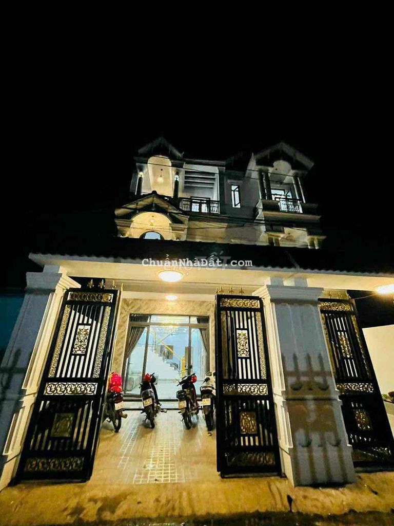 BÁN NHÀ SIÊU ĐẸP 2 LẦU 4PN GẦN CHỢ TÂN PHƯỚC KHÁNH BÁN NHÀ SIÊU ĐẸP 2 LẦU 4PN GẦN CHỢ TÂN PHƯỚC KHÁNH