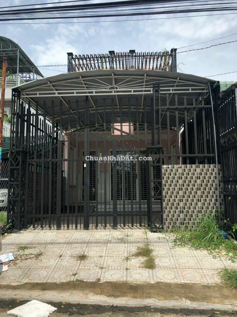 NHÀ CẤP 4 NGAY VĨNH TÂN CÁCH CHỢ CHỈ 400M