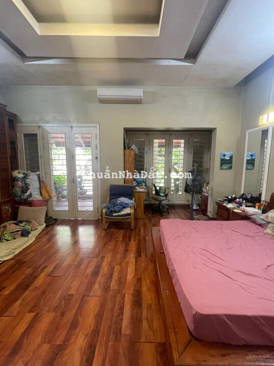 Bên lẻ phố Âu Cơ Tây Hồ ô tô tránh 102 m2 3 tầng MT 6,2 m giá 26 tỷ