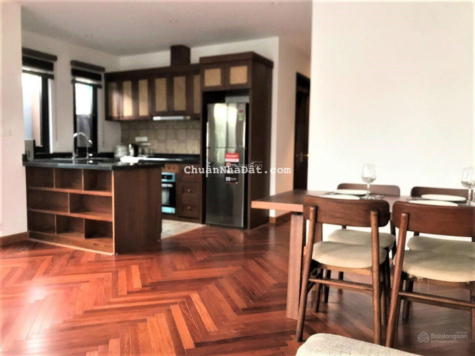 Bán tòa căn hộ dịch vụ - Quảng An - Lô góc 115m2 8 tầng - KD 2.1 tỷ/năm - Giá 35 tỷ - LH 0938010596