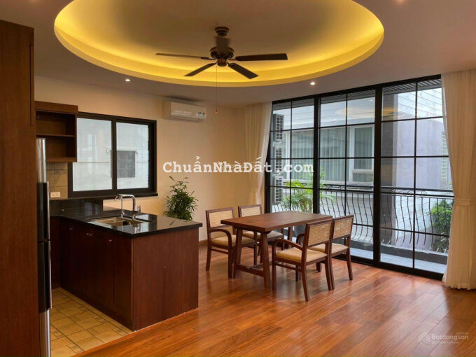 Bán toà nhà 120m2 - MT 10m - xây 8 tầng view Hồ Tây - Tại Phố Tô Ngọc Vân Tây Hồ Hà Nội