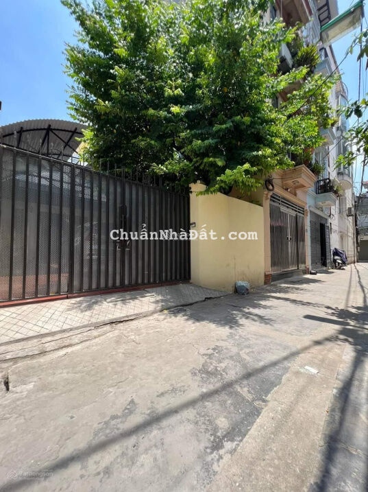 Chính chủ bán gấp nhà phân lô Lạc Long Quân, Xuân La, Tây Hồ 140m2 MT 6m giá hơn 19 tỷ ô tô vào nhà