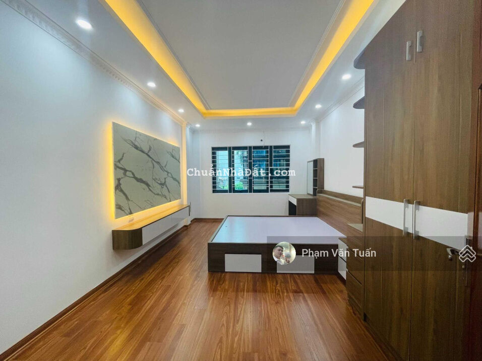 Hiếm, Nhà cực đẹp 35m2x5T vuông vắn, Lô góc, 2 mặt thoáng, cạnh KĐT Ciputra phố Phú Thượng, Tây Hồ