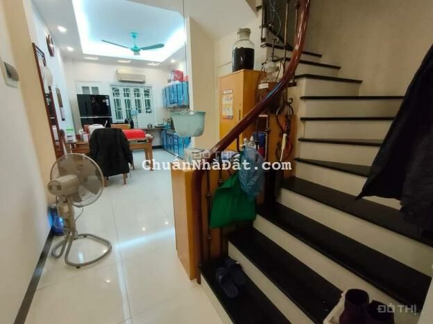 Bán nhanh nhà đầu ngõ 182 An Dương, TH giá 3.85 tỷ, 35m2x5T, ngõ thoáng