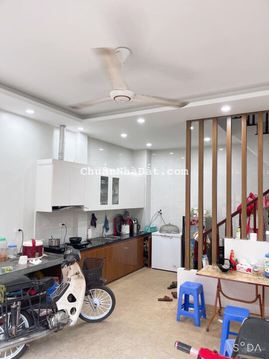 Bán nhà mới đẹp - Thuỵ Khuê - Tây Hồ - ngõ ba gác đua - ngõ thông cách mặt phố 100m - nội thất đẹp Bán nhà mới đẹp - Thuỵ Khuê - Tây Hồ - ngõ ba gác đua - ngõ thông cách mặt phố 100m - nội thất đẹp