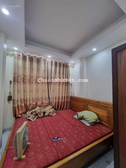 Cần bán gấp nhà phân lô Văn Cao 35m2 ô tô tránh kinh doanh 5 tầng giá hơn 8 tỷ LH 0972472697 Cần bán gấp nhà phân lô Văn Cao 35m2 ô tô tránh kinh doanh 5 tầng giá hơn 8 tỷ LH 0972472697