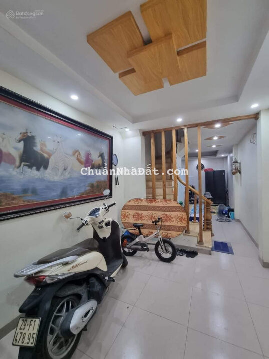 Cần bán gấp nhà phân lô Văn Cao 35m2 ô tô tránh kinh doanh 5 tầng giá hơn 8 tỷ LH 0972472697 Cần bán gấp nhà phân lô Văn Cao 35m2 ô tô tránh kinh doanh 5 tầng giá hơn 8 tỷ LH 0972472697