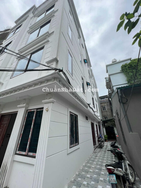 Chỉ nhỉnh 3 tỷ có nhà mới 5 tầng siêu đẹp An Dương Vương, Tây Hồ 2 mặt thoáng 36m2 ngõ rộng