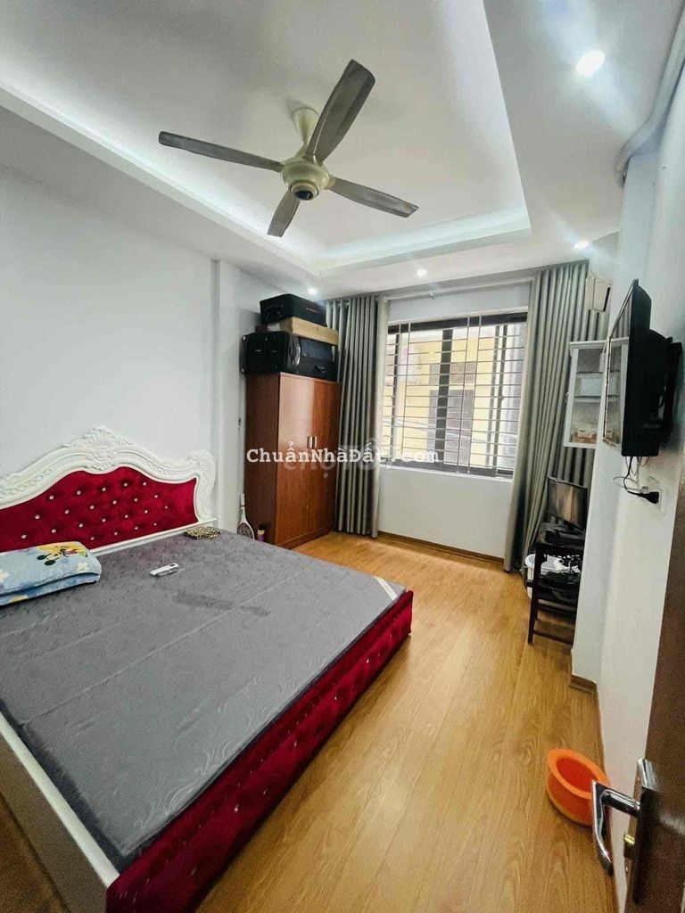 3.95 TỶ_THUỴ KHUÊ_38M2_5 TẦNG_NGÕ THOÁNG_GẦN HỒ TÂY_KHÔNG QH_SỔ VUÔNG