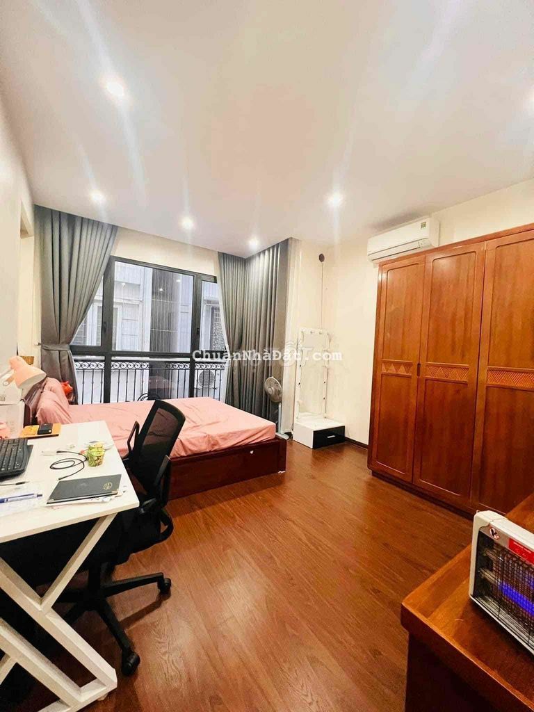 Võng Thị 40m2 5Tầng-Lô Góc-Nhà Mới Nhỉnh 4tỷ