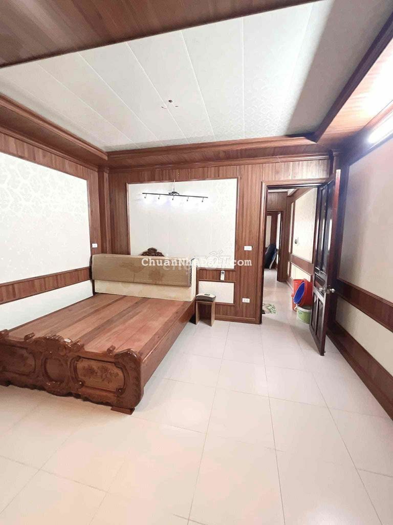 NHÀ ĐẸP XUÂN LA 40m2, LÔ GÓC, GAra Ô Tô, Nhà 60m ra Phố, 300m Hồ Tây