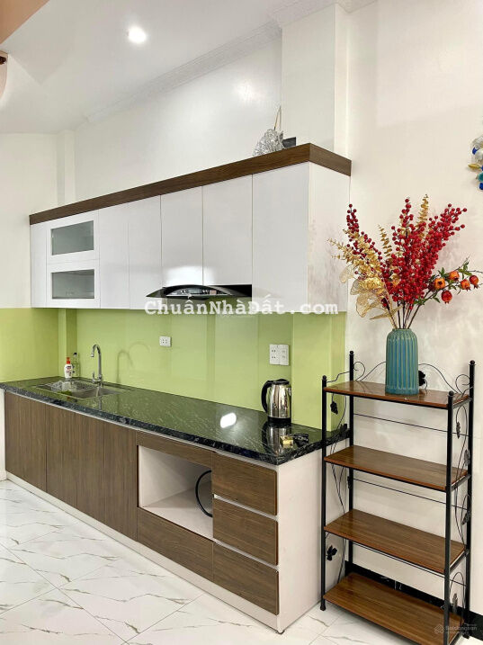 Bán nhà Phú Thượng 45m2, phân lô, 2 thoáng, ô tô, nội thất chủ tặng, nhỉnh 5 tỷ Bán nhà Phú Thượng 45m2, phân lô, 2 thoáng, ô tô, nội thất chủ tặng, nhỉnh 5 tỷ